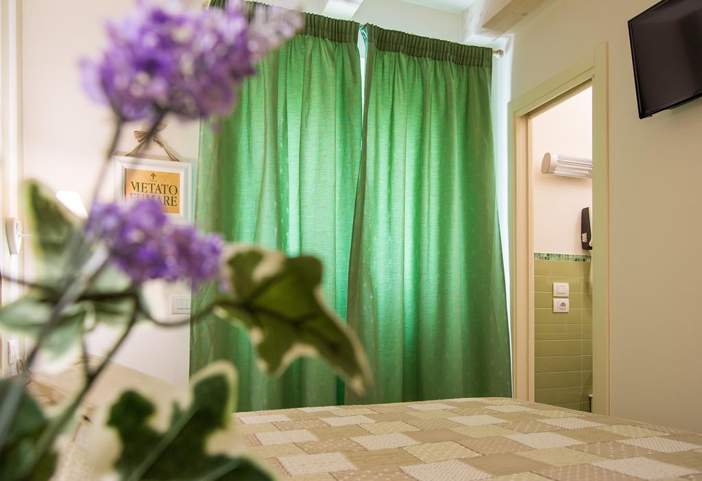 Il Giglio Verde Porto SantʼElpidio Стая снимка