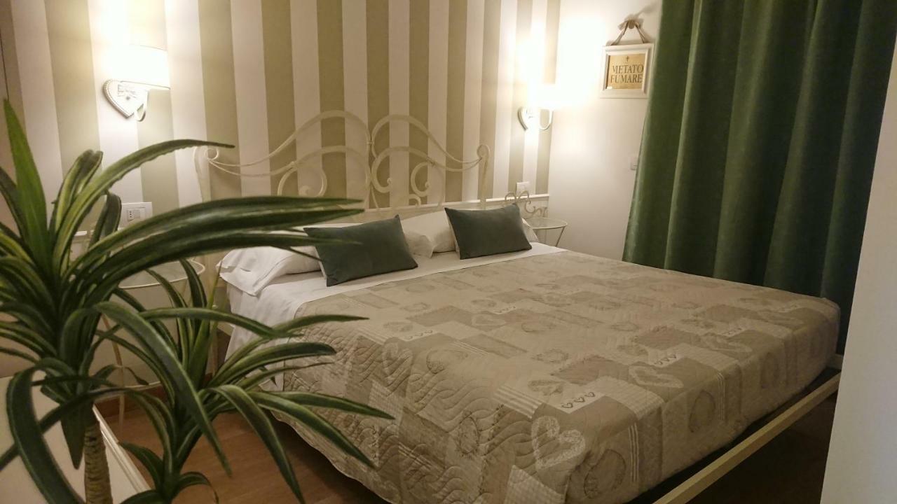 Il Giglio Verde Porto SantʼElpidio Екстериор снимка